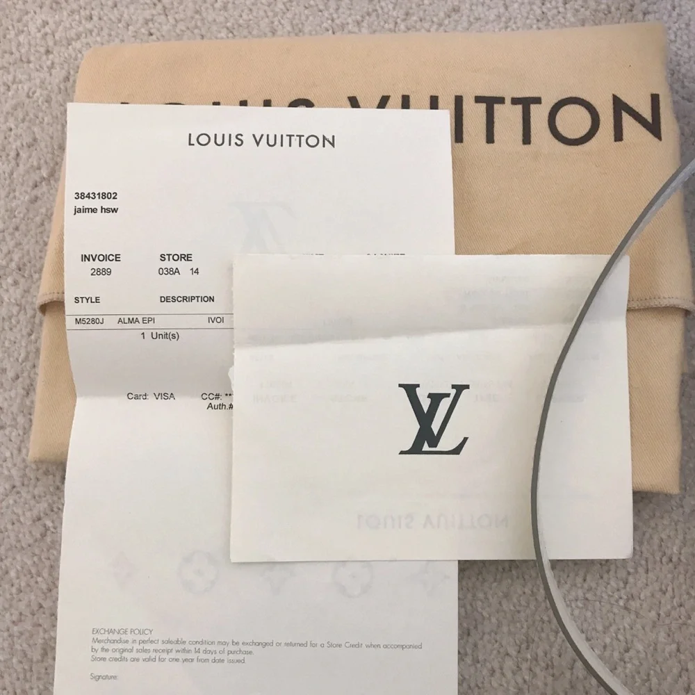 Authentic Louis Vuitton ivory EPI Alma PM bag